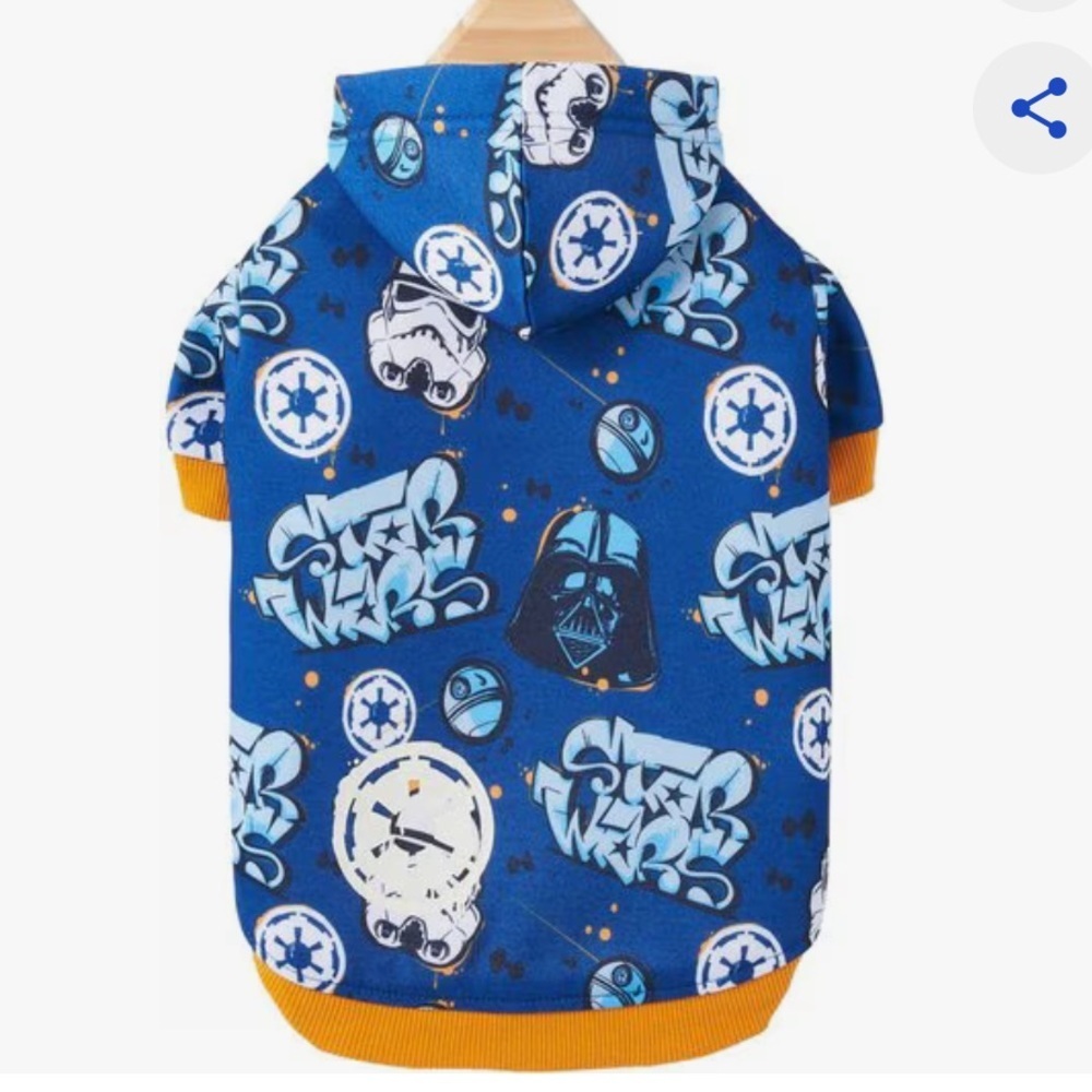 NWT Star Wars dog hoodie chewy L